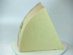 Traditional Mature Farm Cheddar Cheese - Quickes