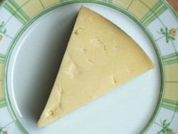 Traditional Extra Mature Vintage Farm Cheddar Cheese - Keens