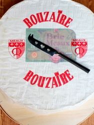 A Whole French Brie de Meaux Cheese 33cm dia