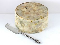 Traditional Cheddar Cheese Truckle 1.9kg