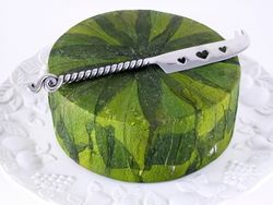 A Whole Cornish Wild Garlic Yarg Cheese 18cm dia